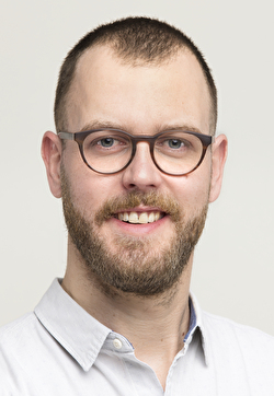 Sandro Blank