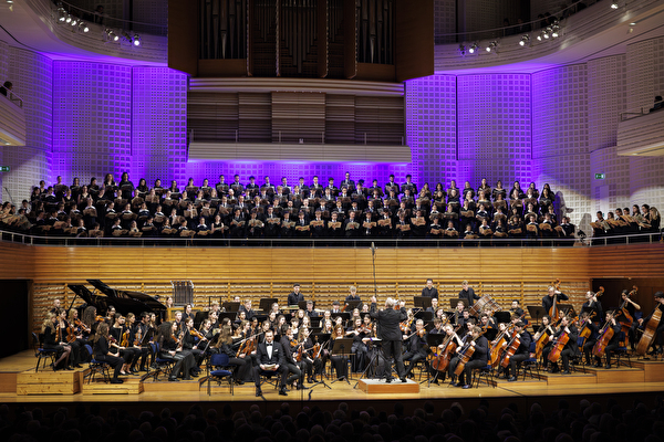 Carmin Burana im weissen Konzertsaal