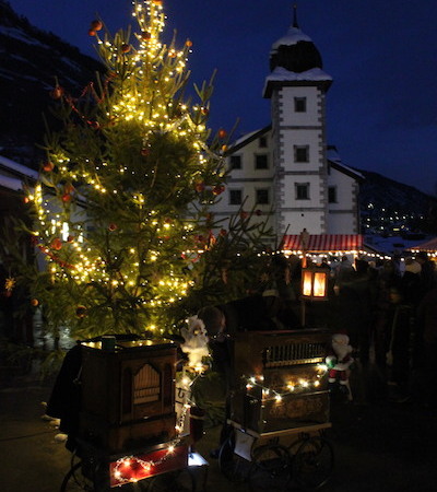 Der Weihnachtsmarkt der Schule Flims - ein stimmungsvoller Anlass