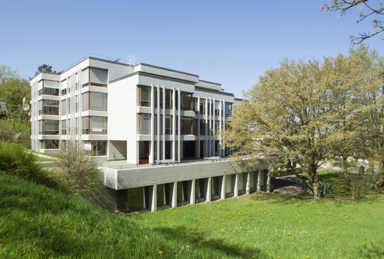 Schulhaus Erlimatt I