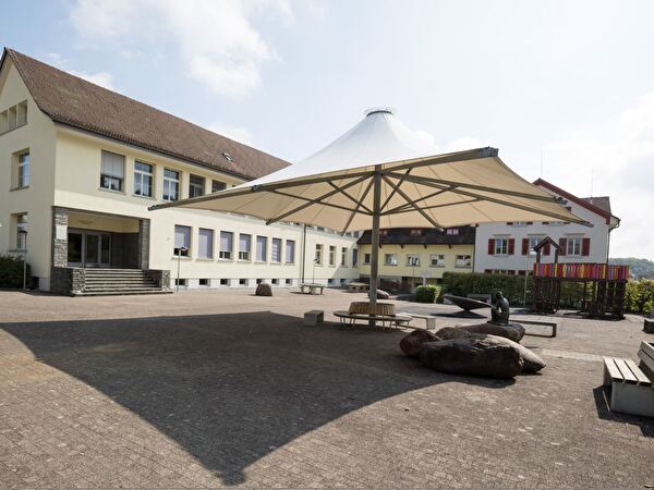 Schule Zentrum