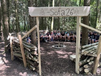 Die Erbauer vom Waldsofa