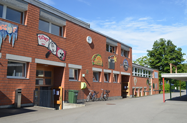 Auch im Schulhaus Muoshof herrscht wieder Betrieb.