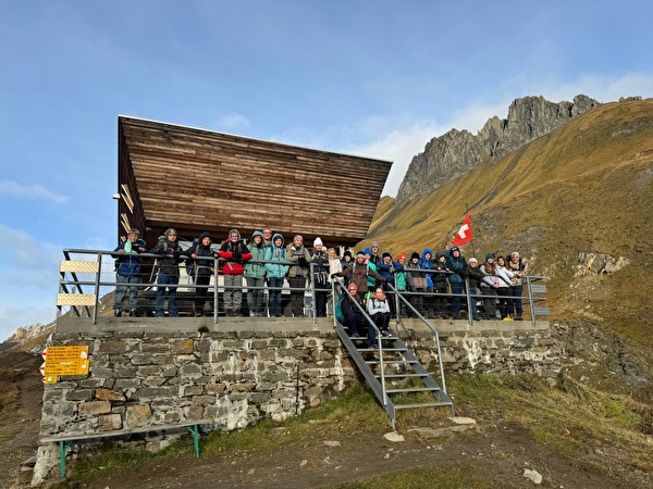 Ausflug Conro Gries Hütte 6. Klasse Wickihalter / Clark