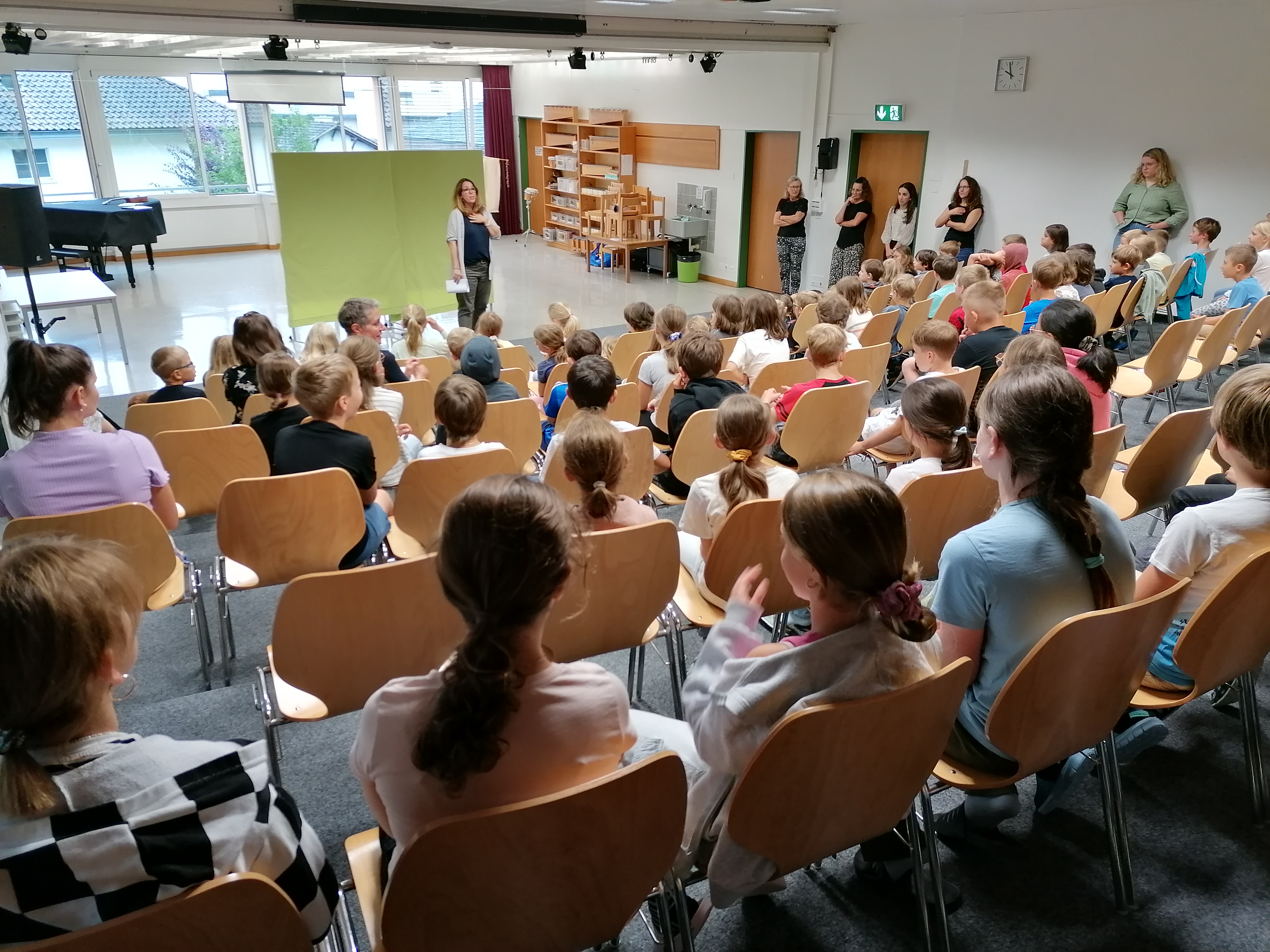Begrüssung durch Schulleiterin
