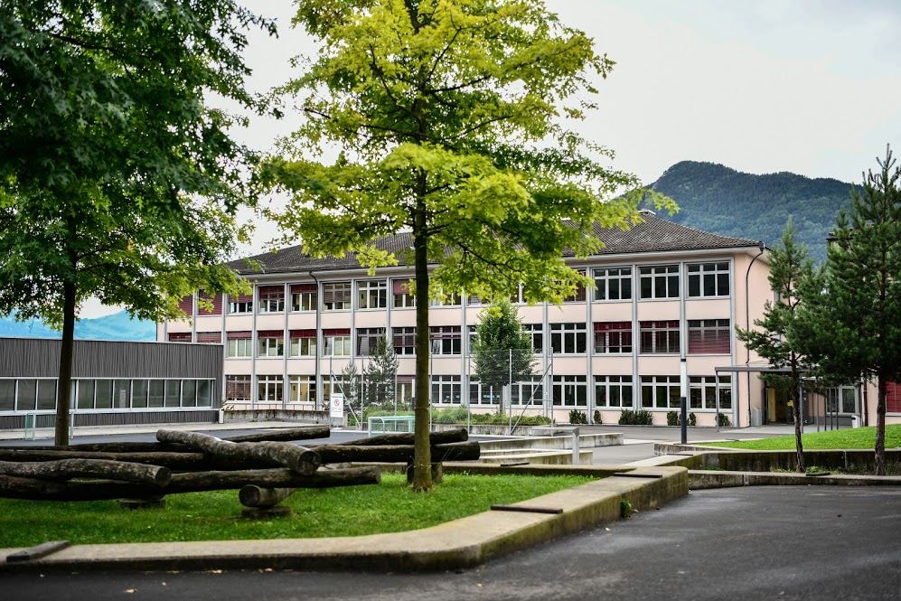 Schulhaus Lücken