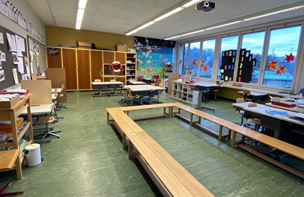 Klassenzimmer 1. Klasse b