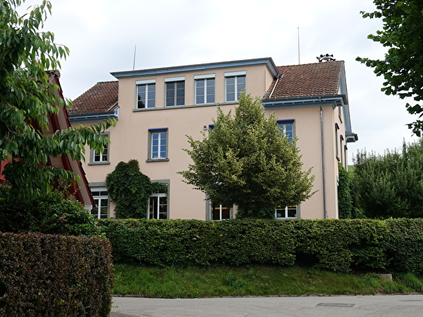 Schule Ottikon (oberes)