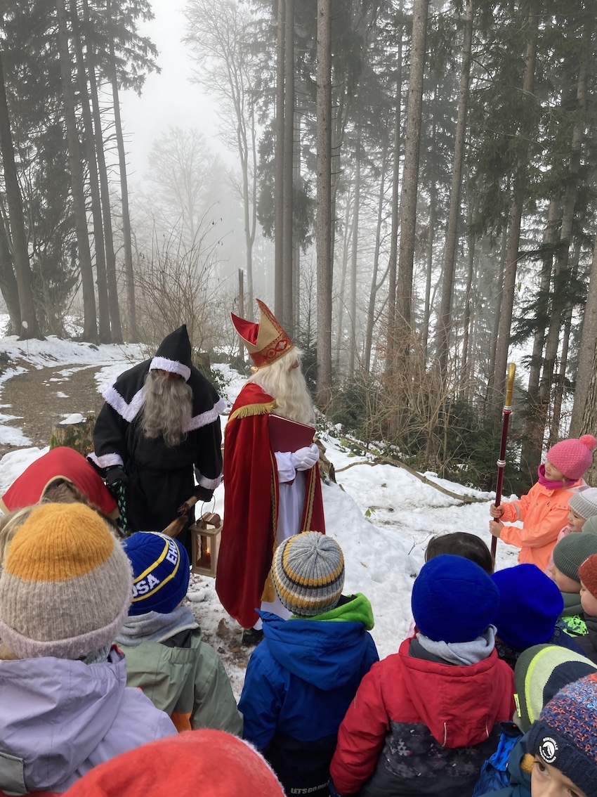 Samichlaus im Wald 2