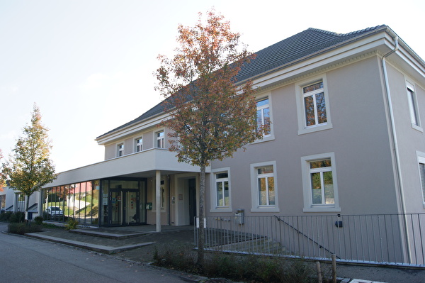 Schule Zuzgen