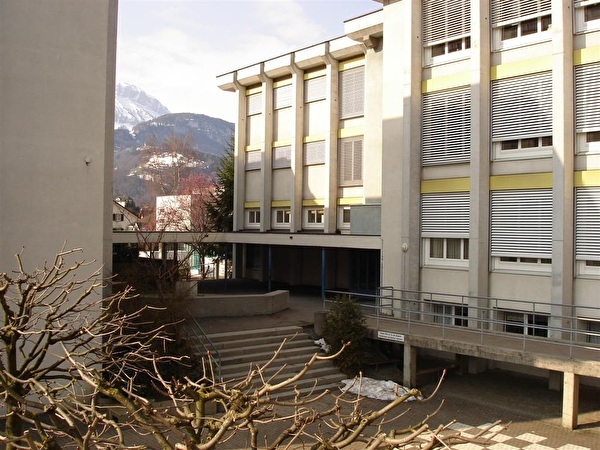 Schulhaus Kornmatt B