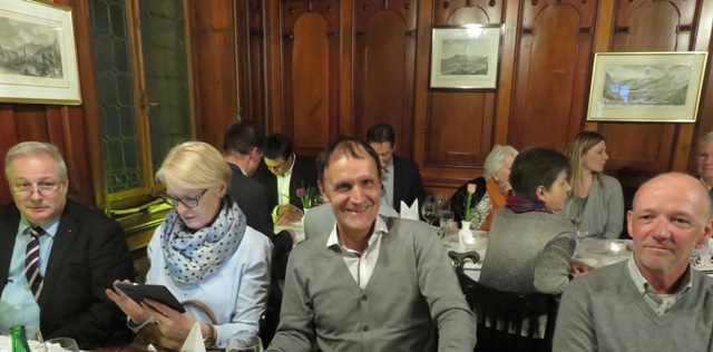 fröhliche Gesichter