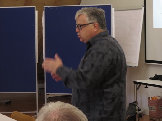 Moderator Martin Riesen
