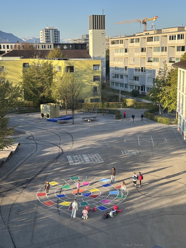 Neue Spiele auf dem Pausenplatz