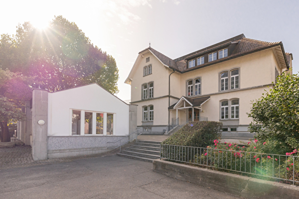 Altes Schulhaus Aussenansicht