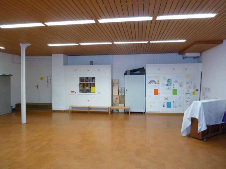 ins Musiklokal.
