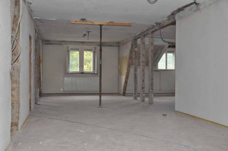 Das Teamzimmer und die beiden Gruppenzimmer werden zum neuen Teamzimmer umgebaut.