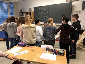Instruktion im Schulzimmer