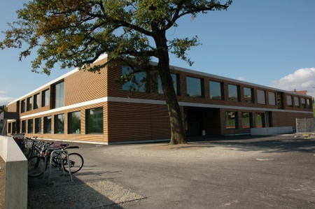 Neubau Schulhaus Oberuster, Projekt Spielfelder