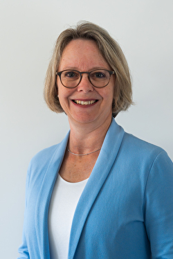 Küng Caroline