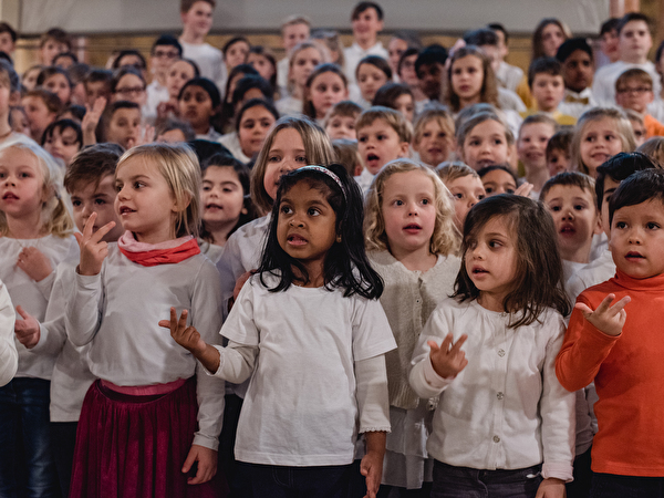 Kinder singen