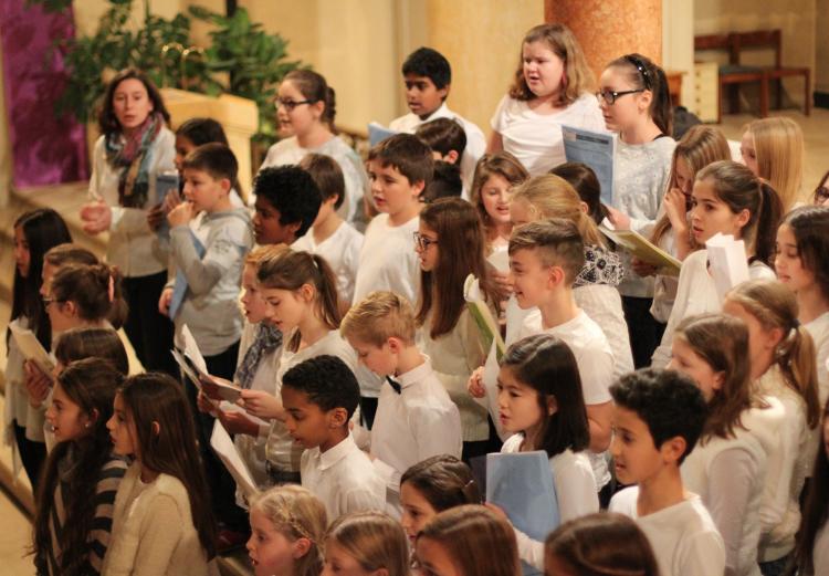 5./6.-Klässer singen