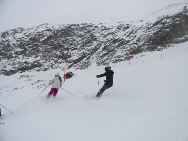 Federica und Antonia beim Clevern.