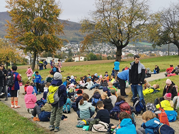 Wandergruppe macht Rast