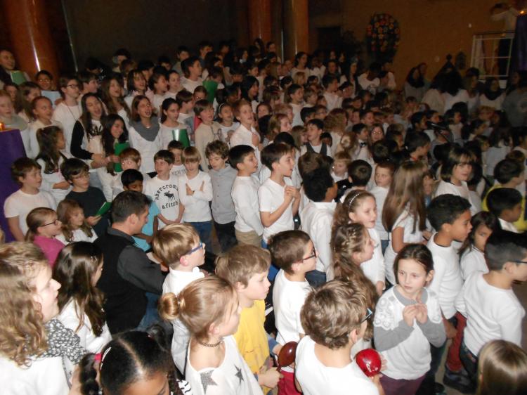 Und für 'Zimetstärn' die ganze Kinderschar.