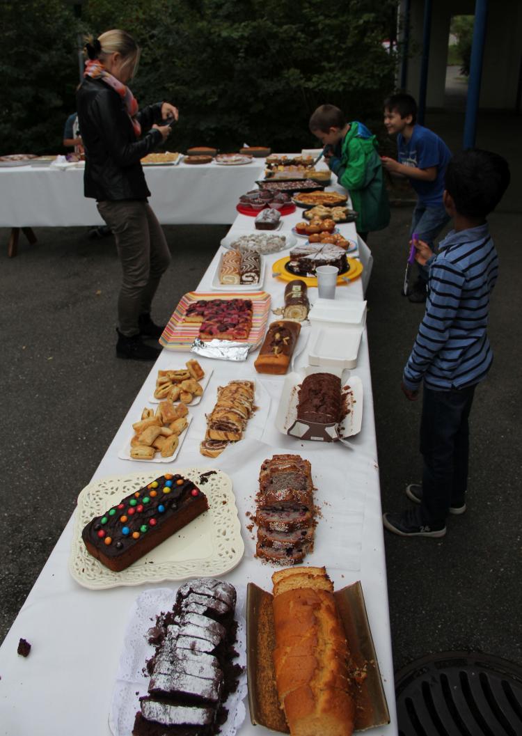 welche einen Beitrag zum fantastischen Dessert-Buffet geleistet haben.