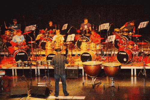 3. Drumsgruppe mit Philipp von Arx, Nicolas Loosli, Tobias Bösch, Luca Tonet, Sugeerthan Duraisamy, Kilian Nussbaumer und Yoda Perron