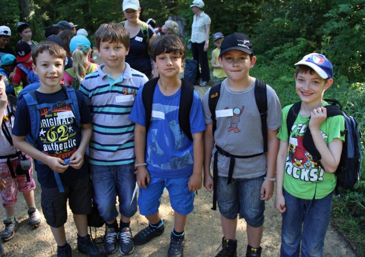 Gruppenfoto im Wald