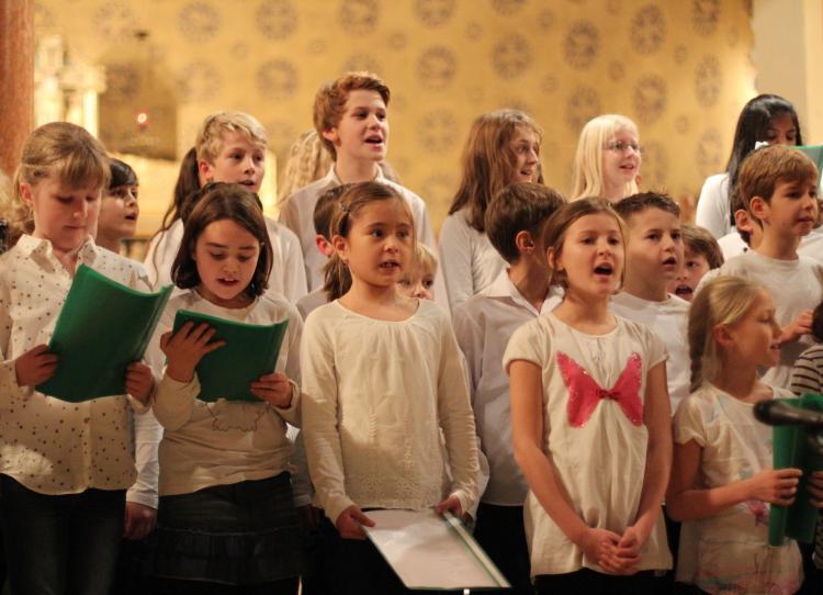 1./2.-Klässer singen