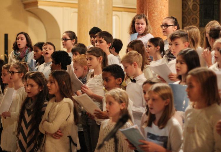 5./6.-Klässer singen