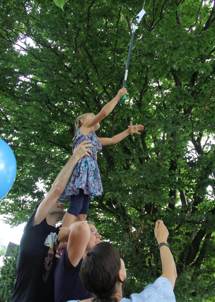 Zwischendurch eine kleine Ballon-Rettungsaktion. :o)