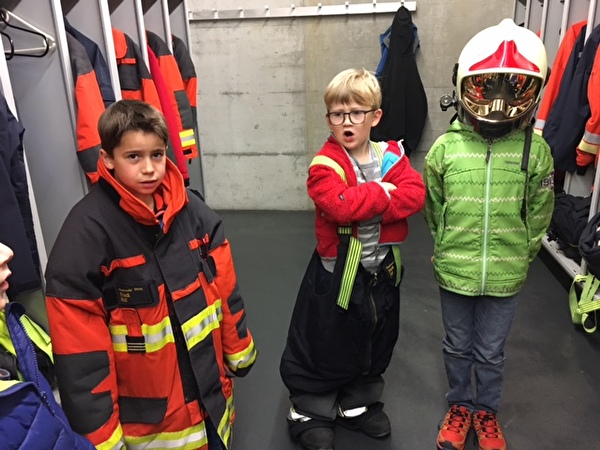 Kinder bei der Feuerwehr