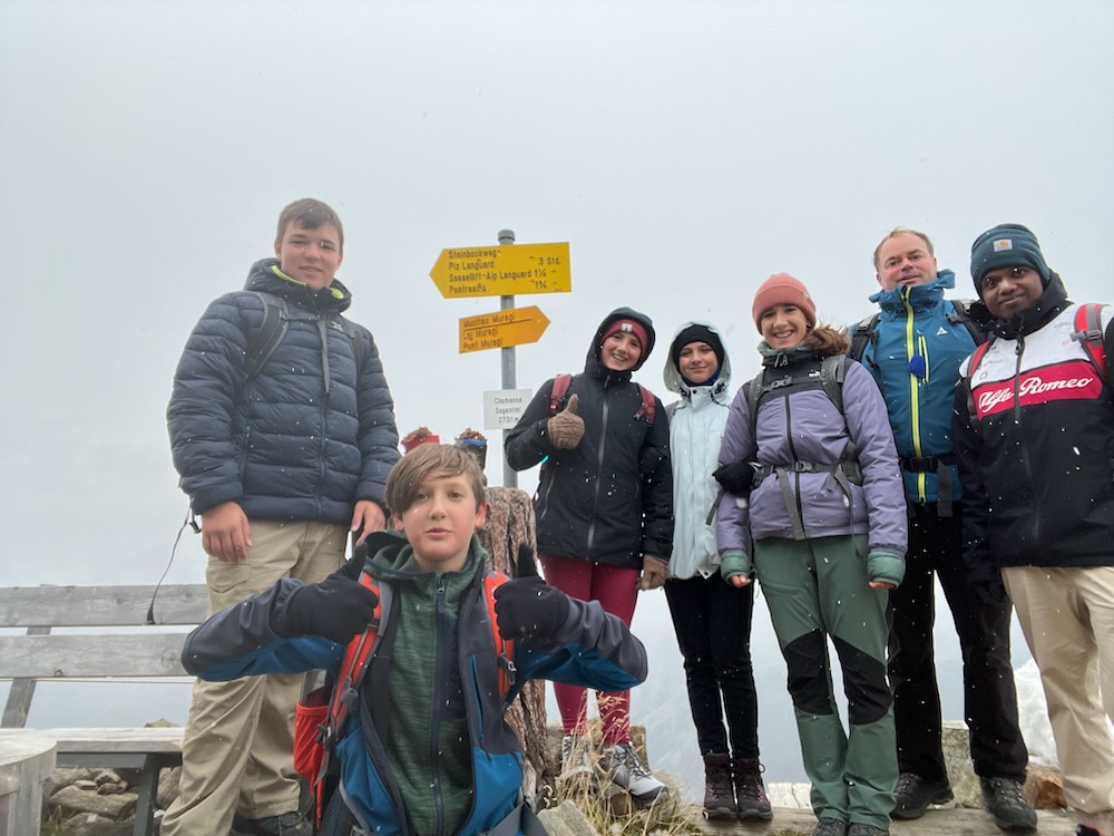 Der harte Kern wanderte über die Segantini Hütte