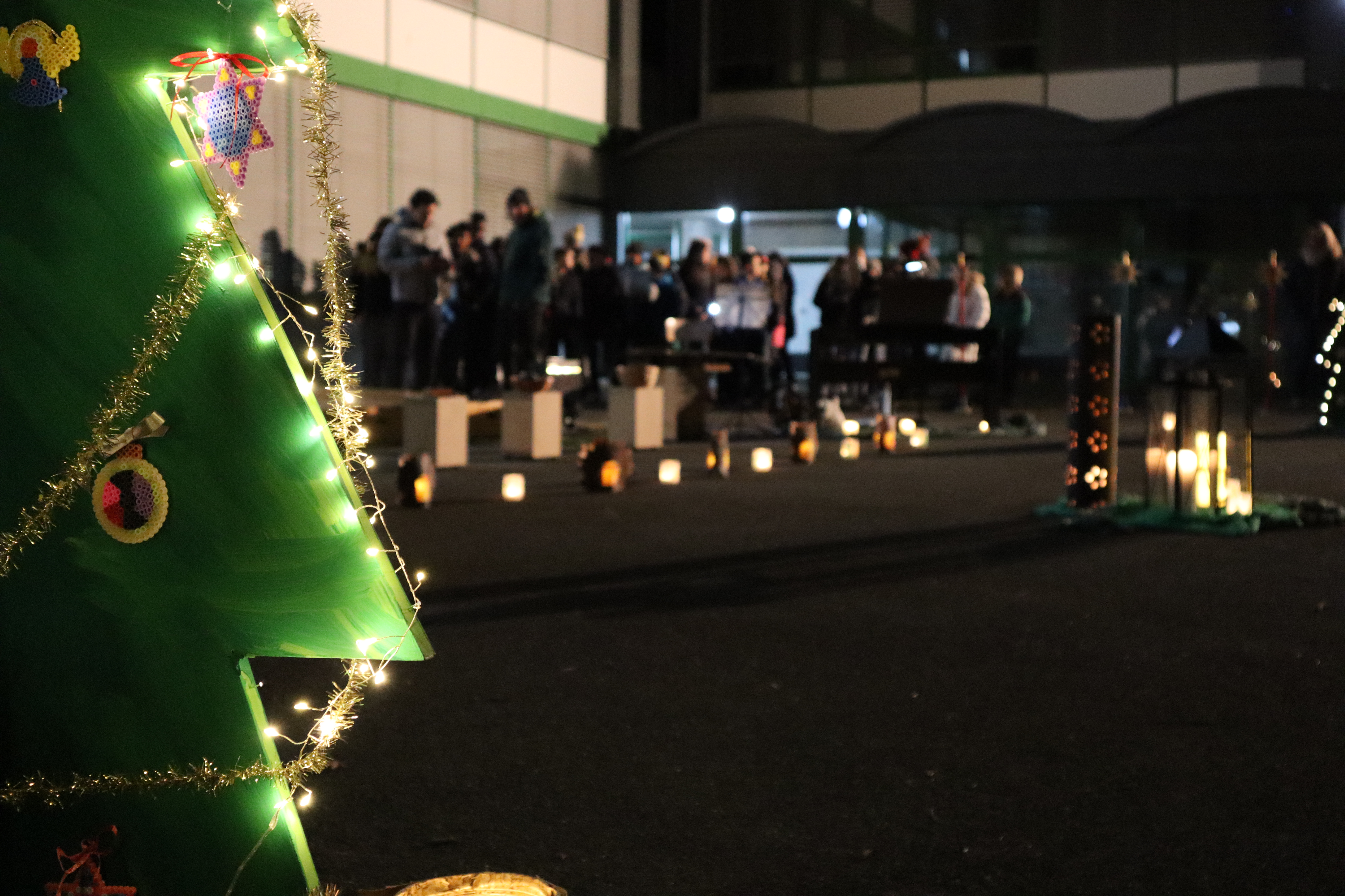 Adventssingen der Schuleinheit Barblan, Kindergärten bis und mit 6. Klasse