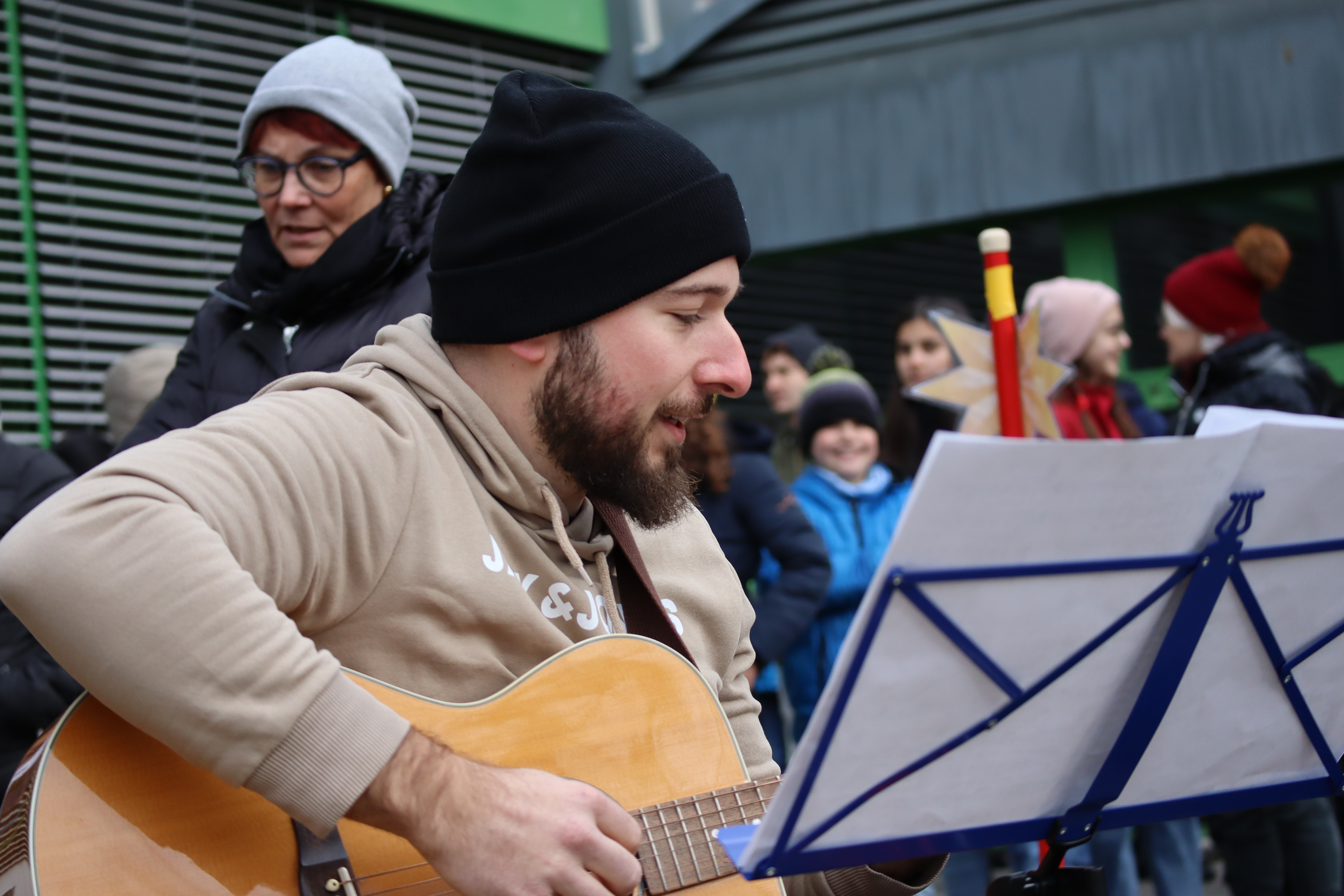 Proben für das Adventssingen der Schuleinheit Barblan