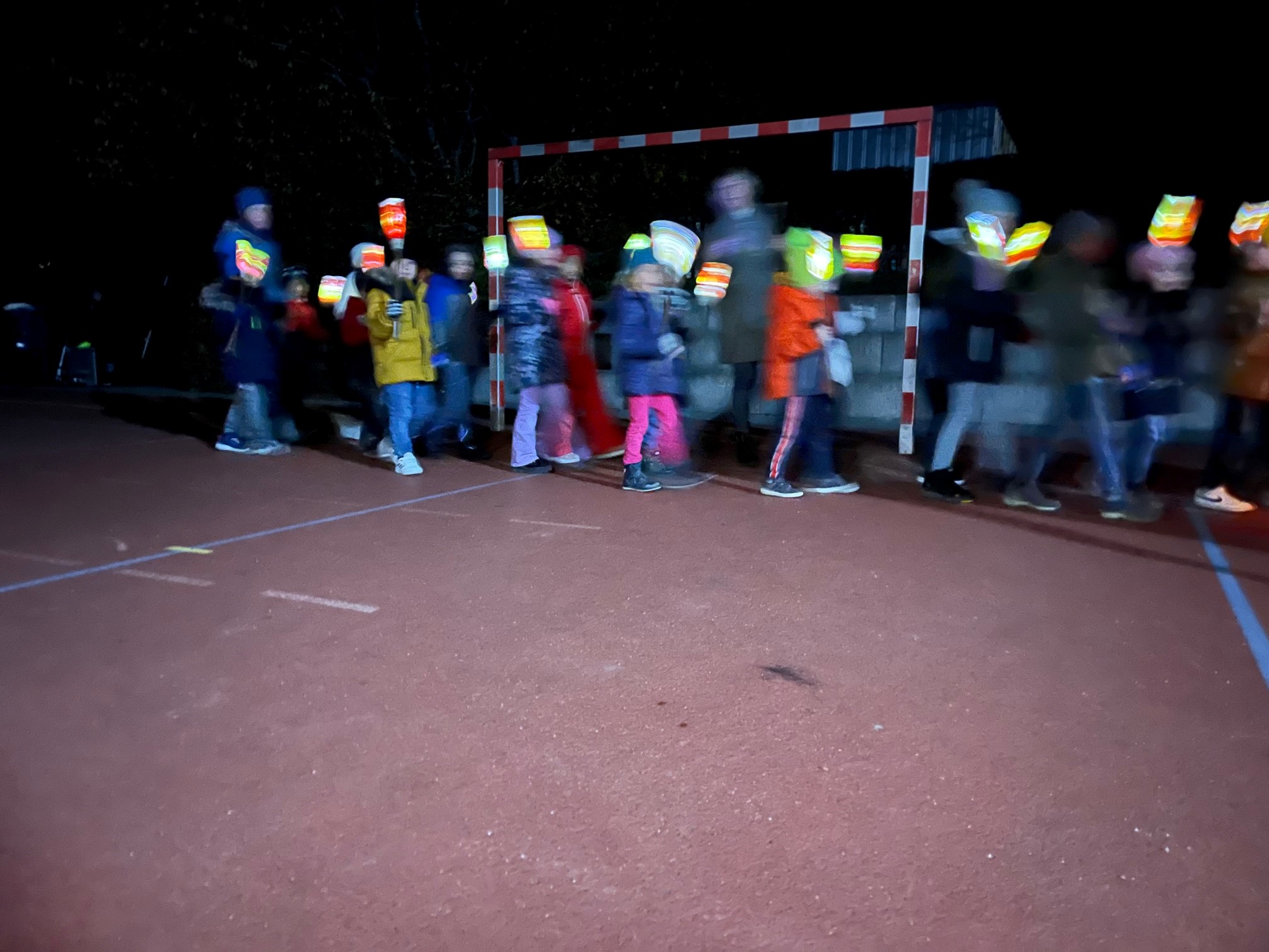 Räbaliachtliumzug der Kindergärten Au und Giacometti