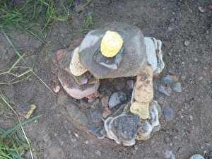 s1b im Jonerwald - 
Kunstwerke aus natürlichen Materialien