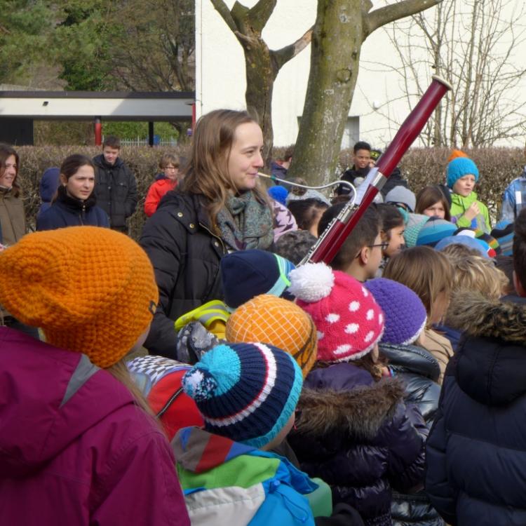 Flashmob im Schulhaus Schachen 15.3.16
