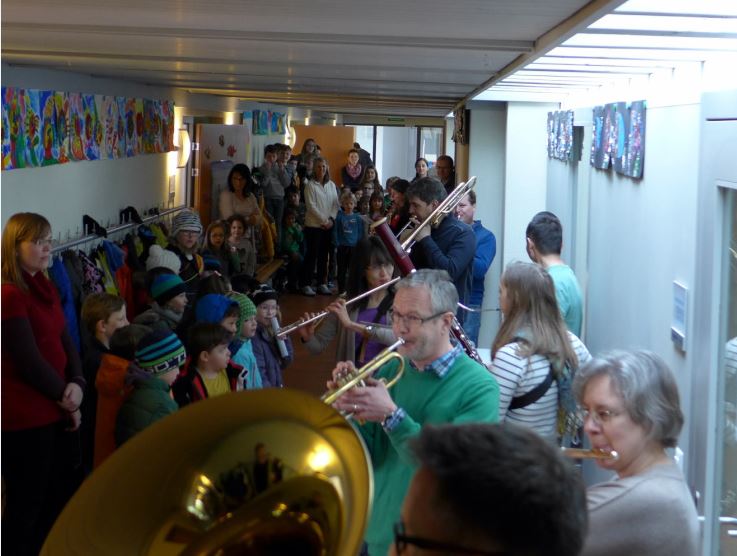 Flashmob im Schulhaus Hanfländer 15.3.16