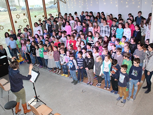 Adventssingen Schule Linden Dezember 2016