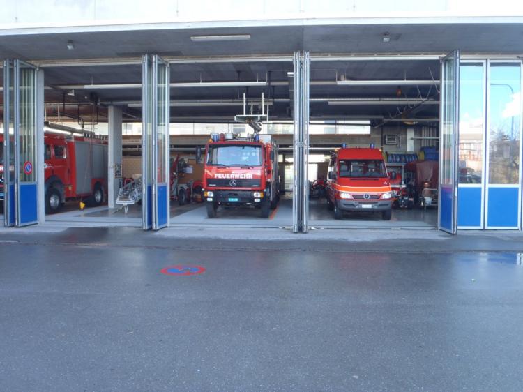 //www.google.ch/maps/place/Centralstrasse+13/@47.3885618,9.6537753,657m/data=!3m1!1e3!4m2!3m1!1s0x479b15b787e1cf85:0xf6548236dda41707>Hier klicken für Standort mit Google Maps finden</LINK>