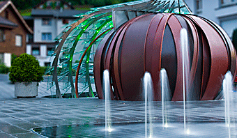 Info-Point mit Wasserspiel