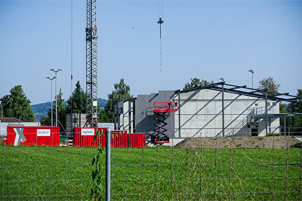 Bild der Heizzentrale des Wärmeverbunds Villmergen Nord während dem Bau