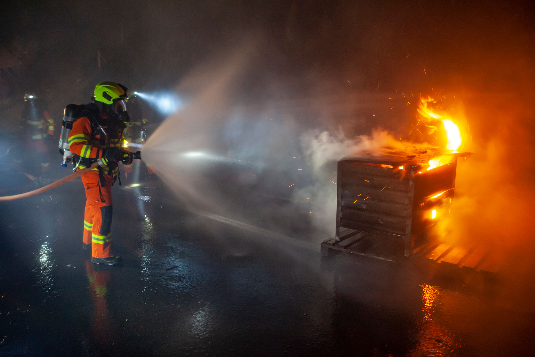 Beim Acheregg übt die 1. Gruppe für unterirdische Verkehrsanlagen (UVA). Drei Tage später sind die Kollegen der 2. Kompanie an der Reihe.