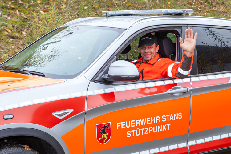 Kommandant Fredy Achermann verabschiedet sich von der Feuerwehr.