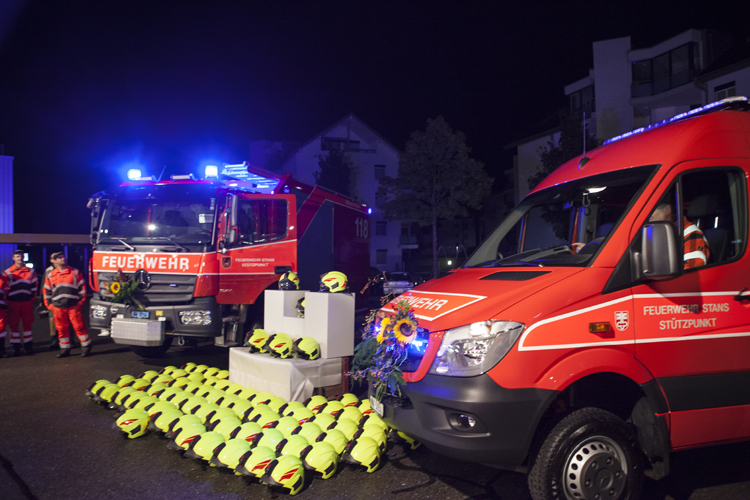 Modulfahrzeug Atego und Mannschaftstransporter 4x4